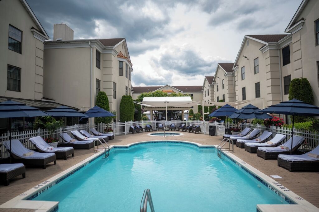 The Inn At Fox Hollow Hotel