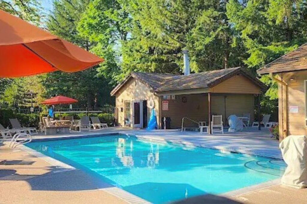 Whispering Woods Resort